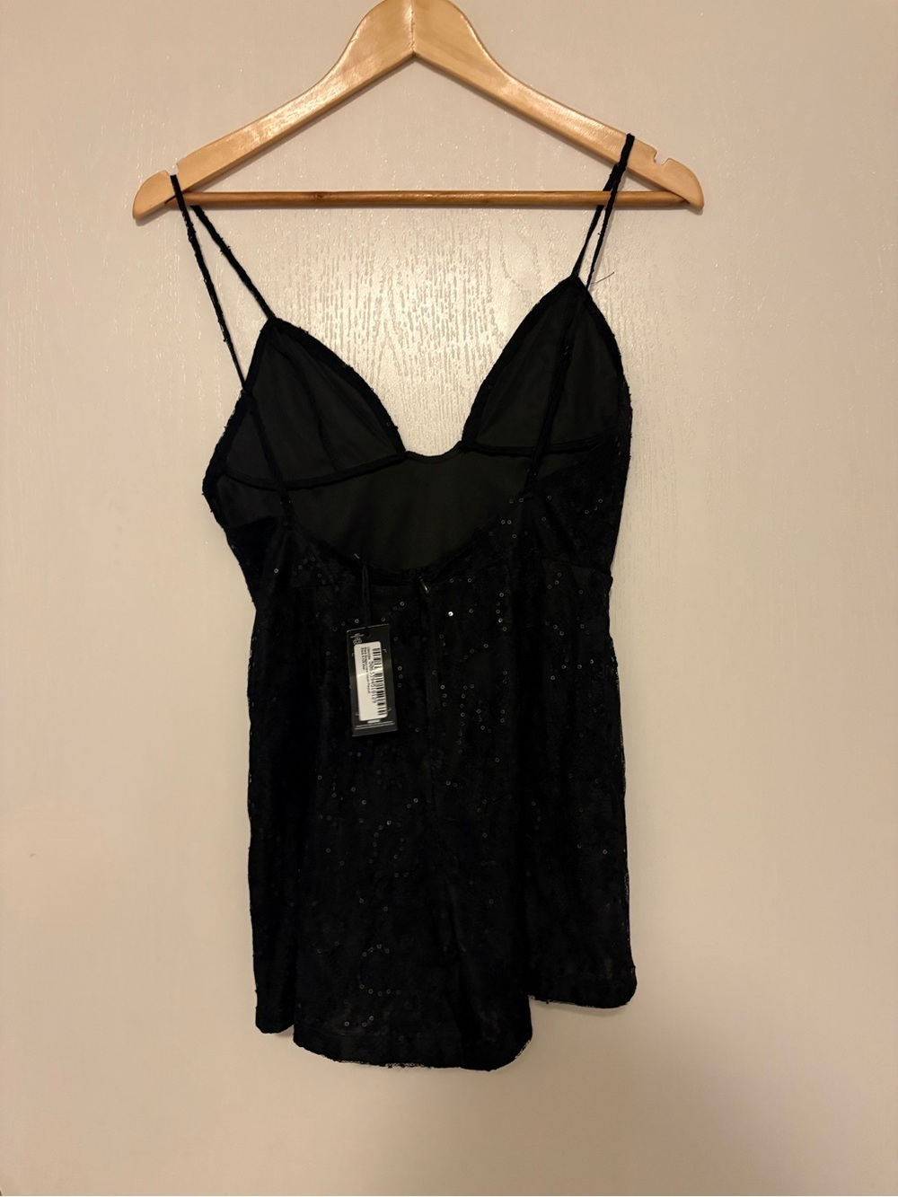 NWT PrettyLittleThing Strappy Lace Sequin Playsuit - Picture 3 of 11